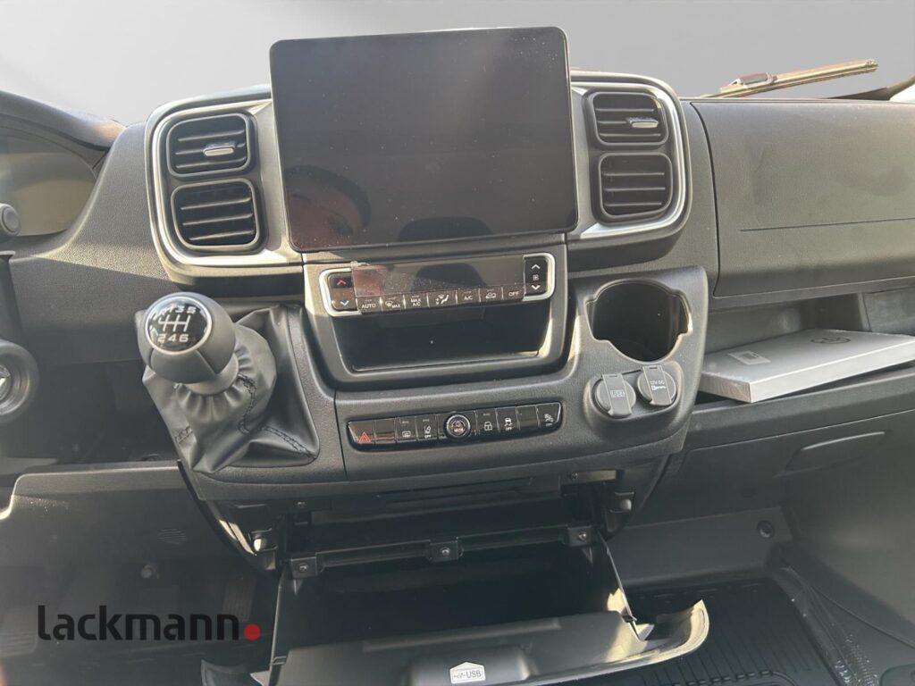 Toyota Proace Max Exposé-Bild 12