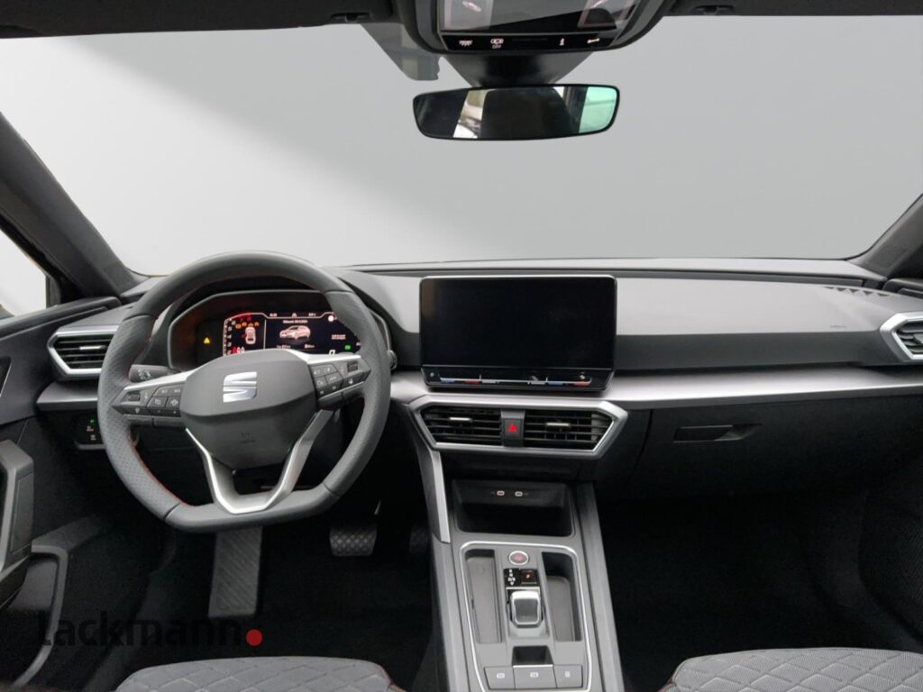 Seat Leon Exposé-Bild 8