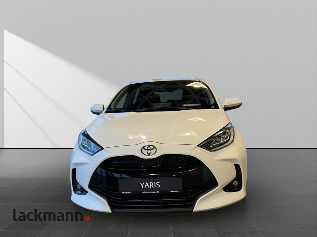 Toyota Yaris Exposé-Bild 2