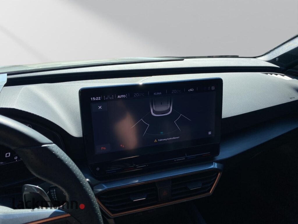 Cupra Leon Exposé-Bild 13