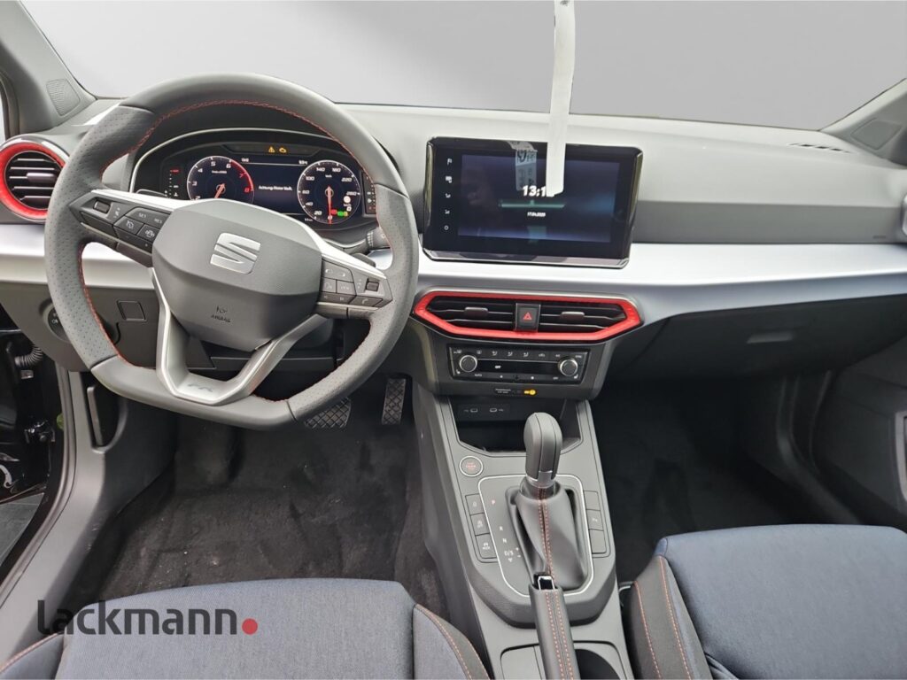 Seat Ibiza Exposé-Bild 10