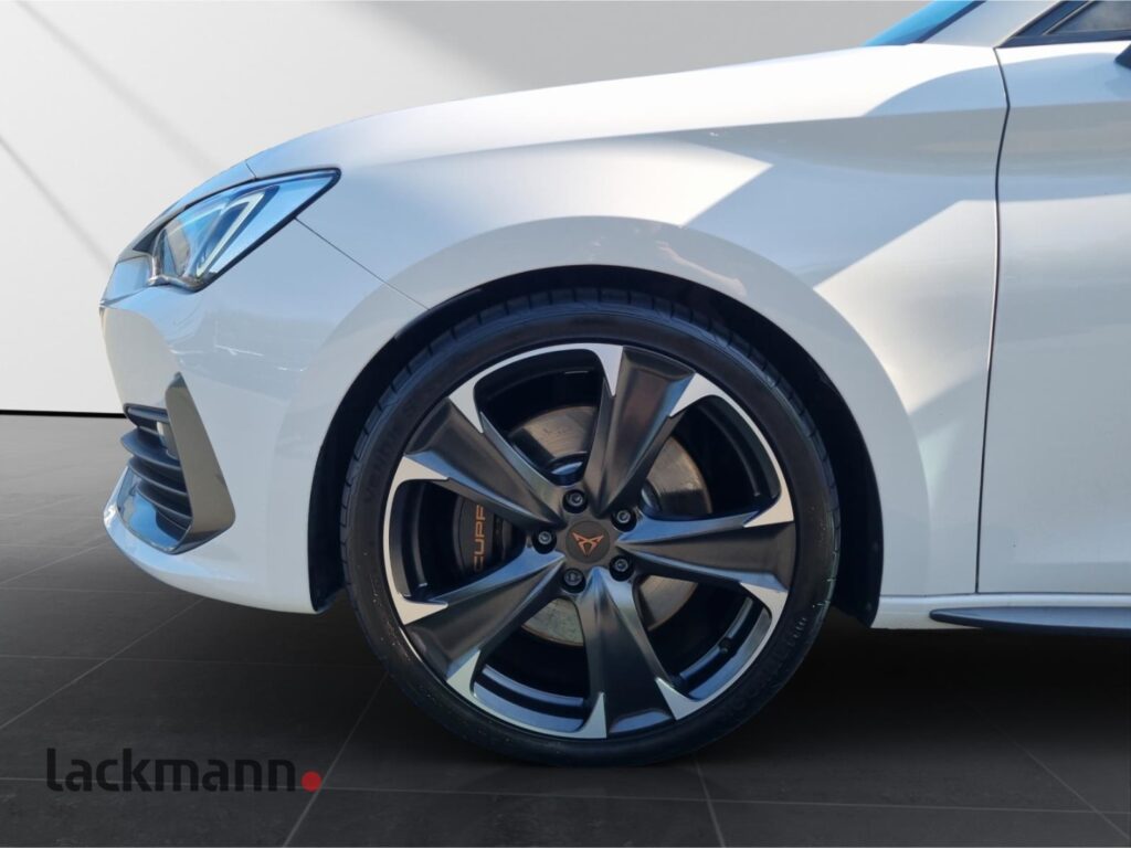 Cupra Leon Exposé-Bild 11