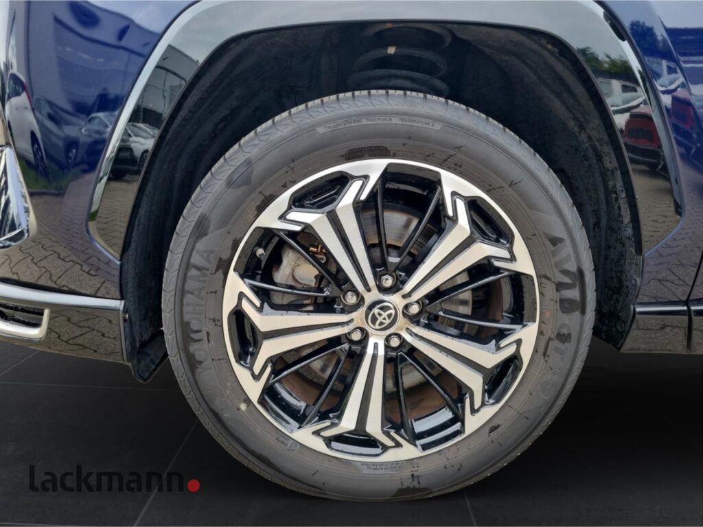 Toyota RAV 4 Exposé-Bild 11