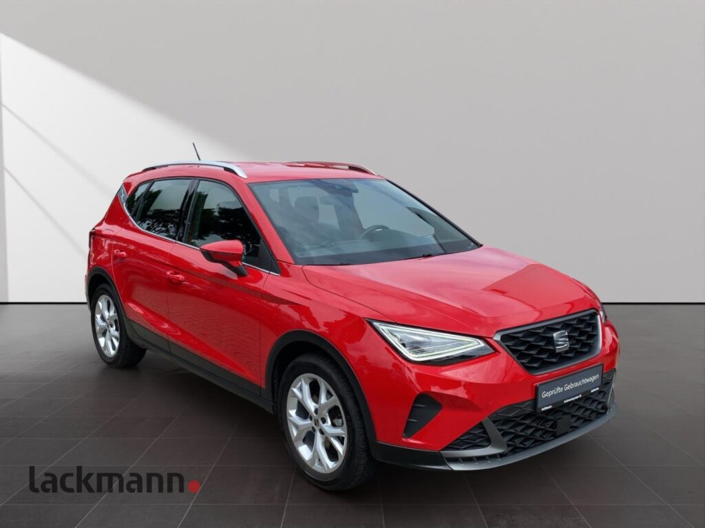 Seat Arona Exposé-Bild 3