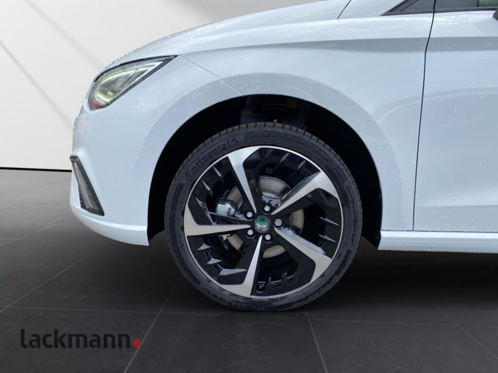 Seat Ibiza Exposé-Bild 11