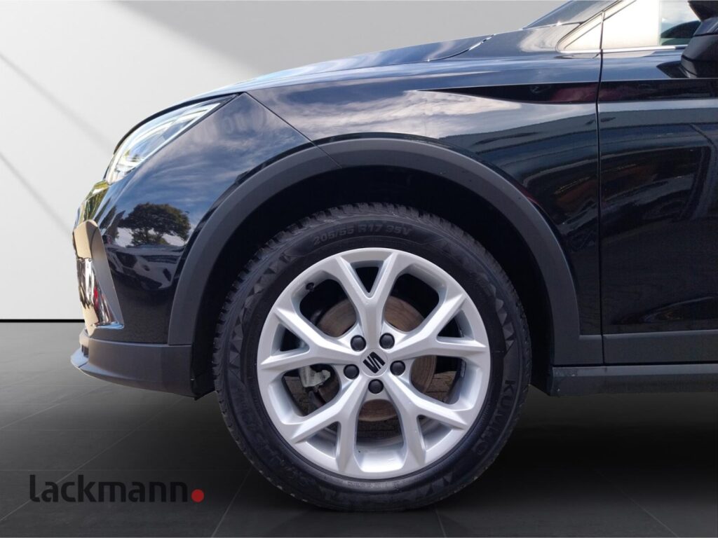 Seat Arona Exposé-Bild 11