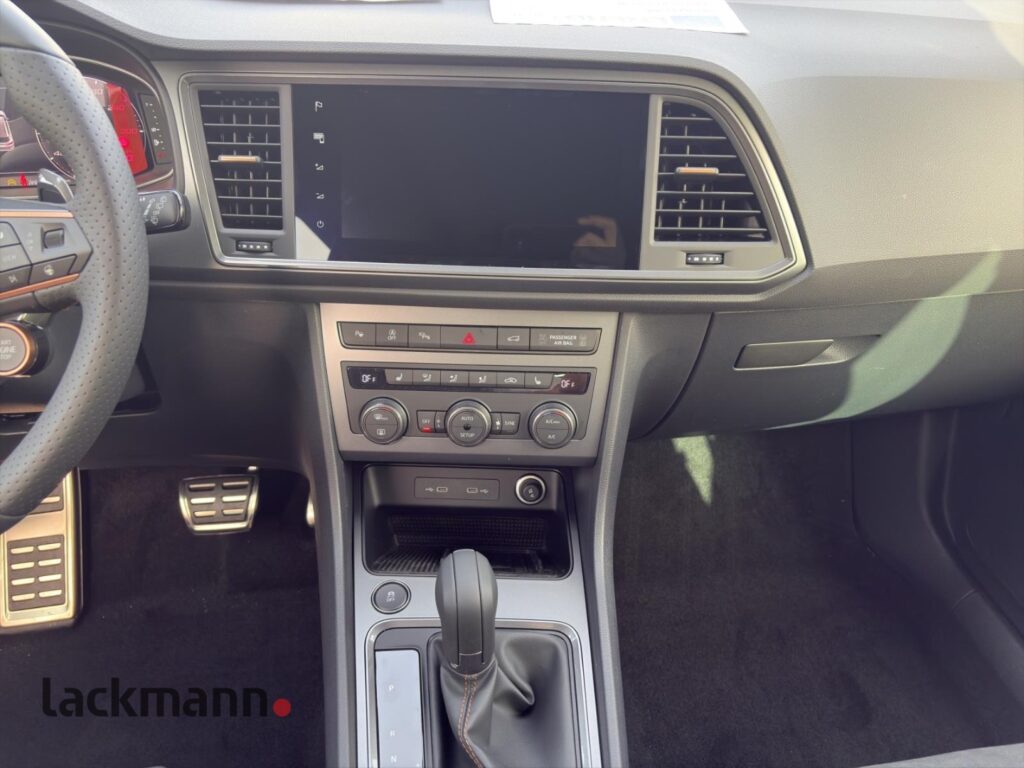 Cupra Ateca Exposé-Bild 12