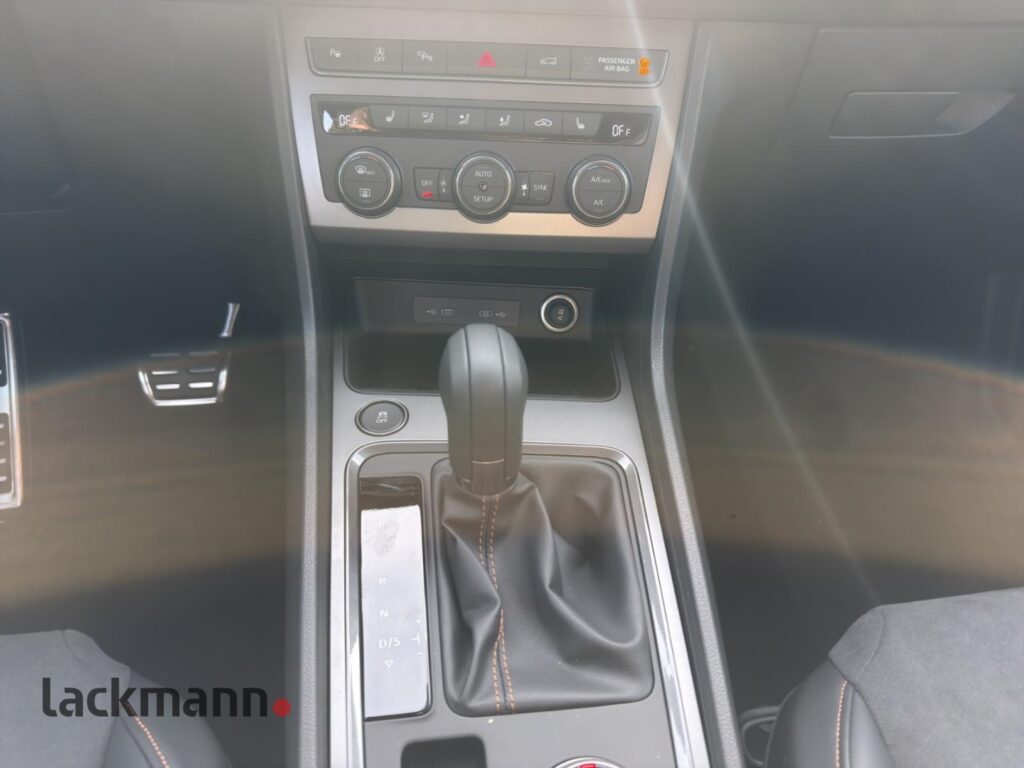 Cupra Ateca Exposé-Bild 12