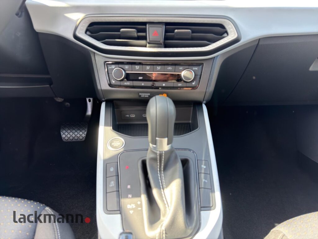 Seat Arona Exposé-Bild 11