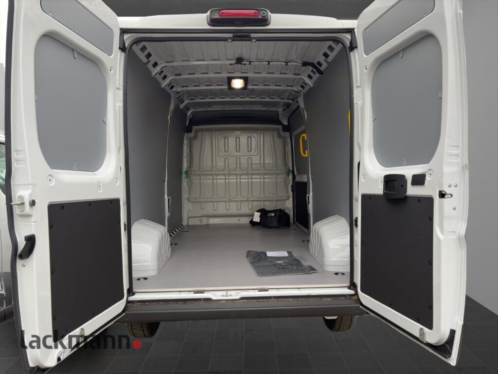Toyota Proace Max Exposé-Bild 7