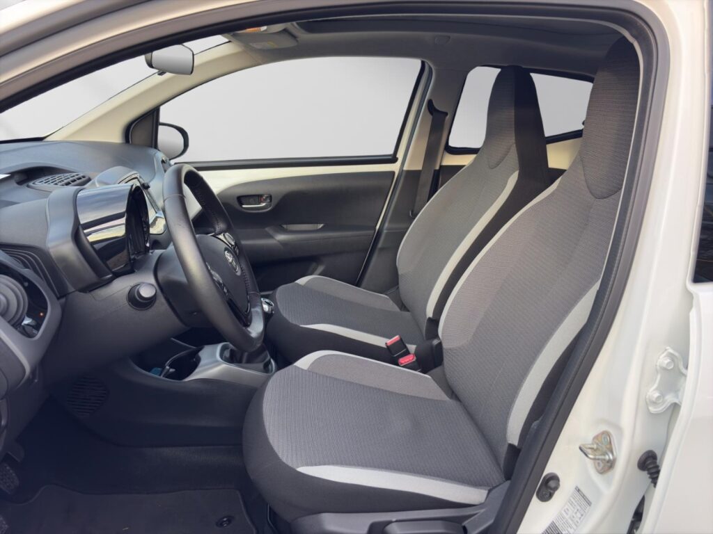 Toyota Aygo X Exposé-Bild 8