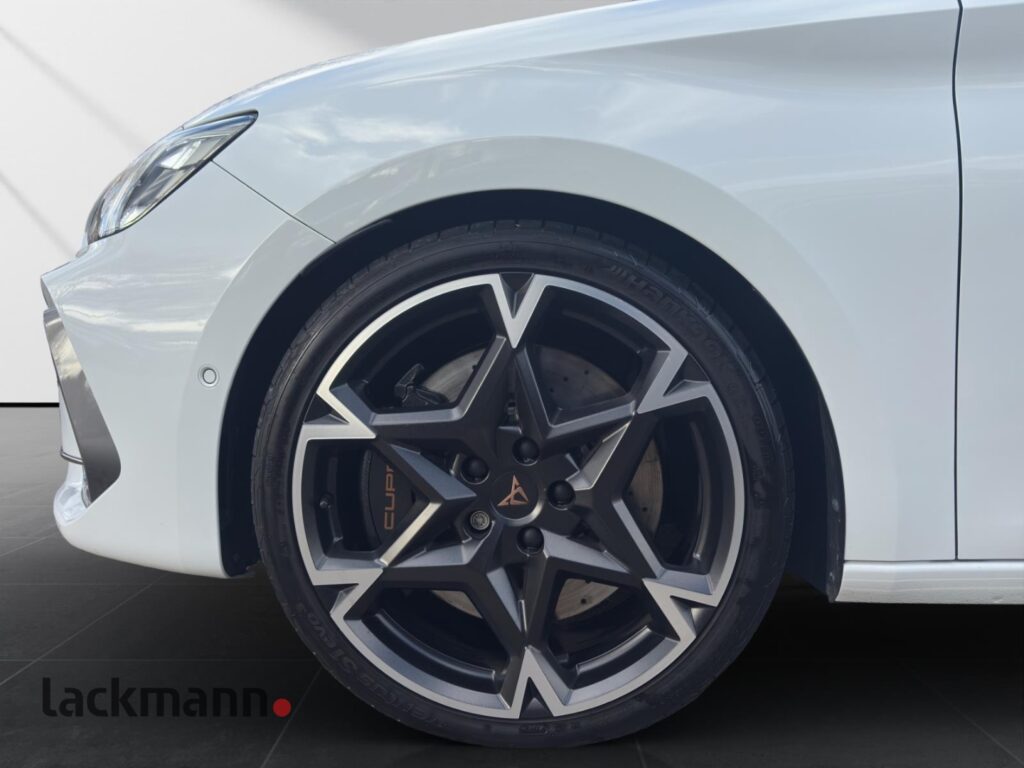 Cupra Leon Exposé-Bild 11