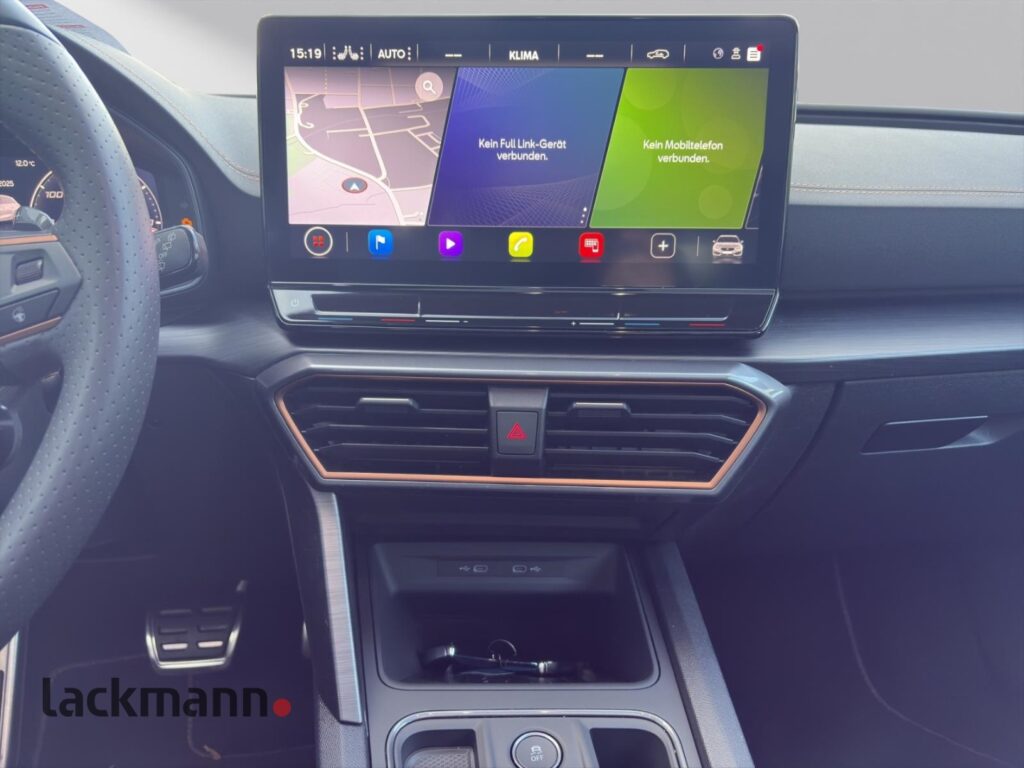 Cupra Leon Exposé-Bild 13