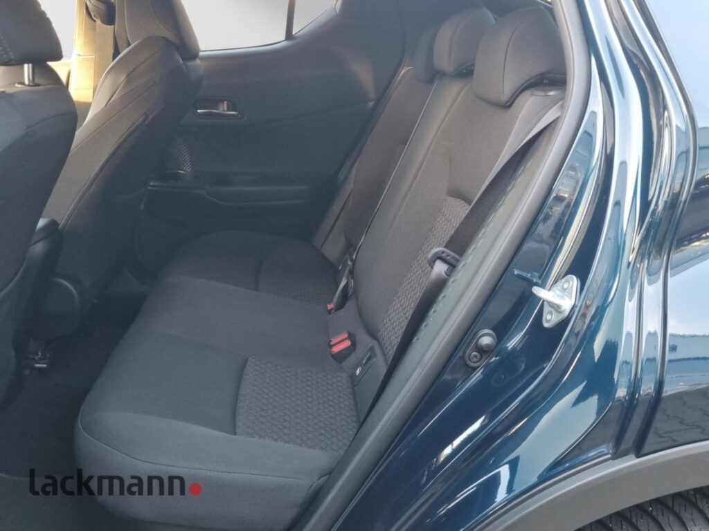 Toyota C-HR Exposé-Bild 9