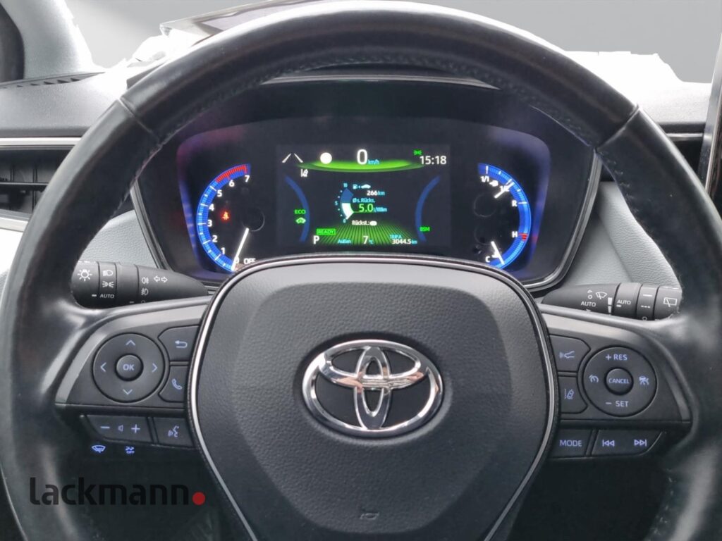 Toyota Corolla Exposé-Bild 14