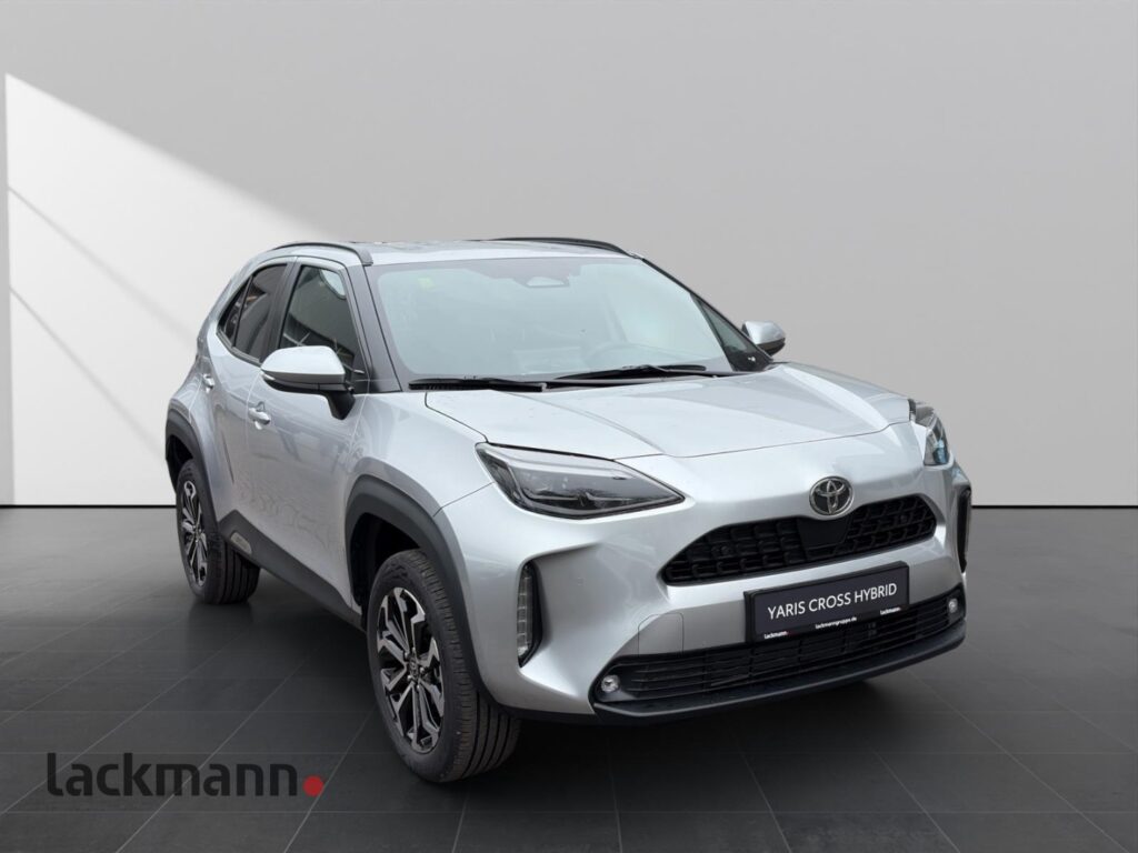 Toyota Yaris Cross Exposé-Bild 3