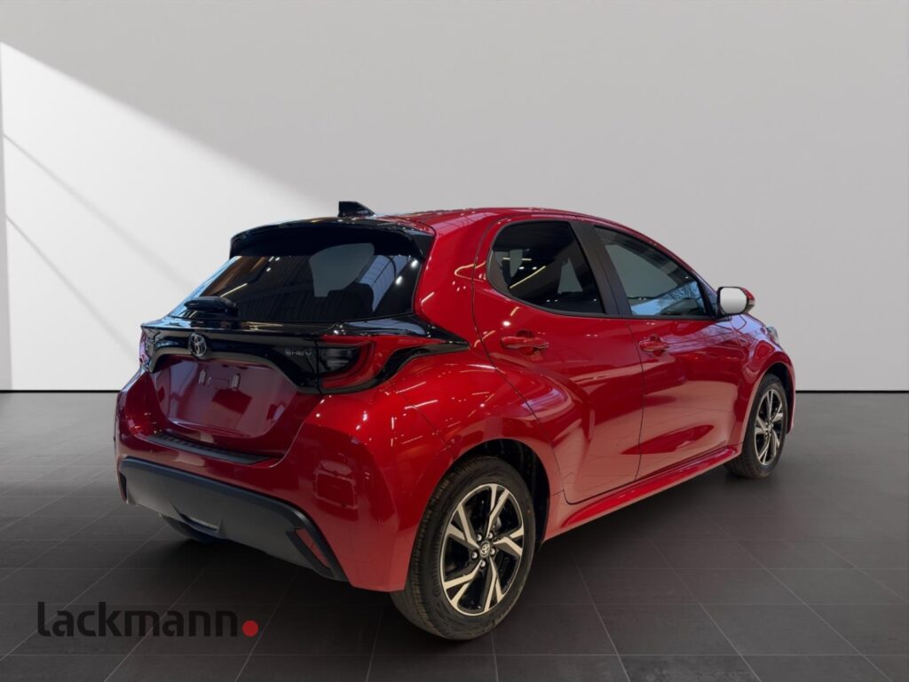 Toyota Yaris Exposé-Bild 2