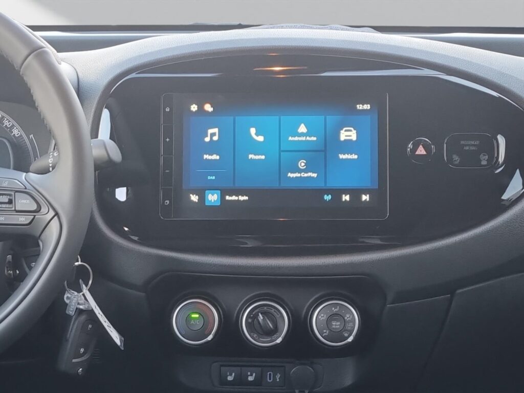 Toyota Aygo X Exposé-Bild 13