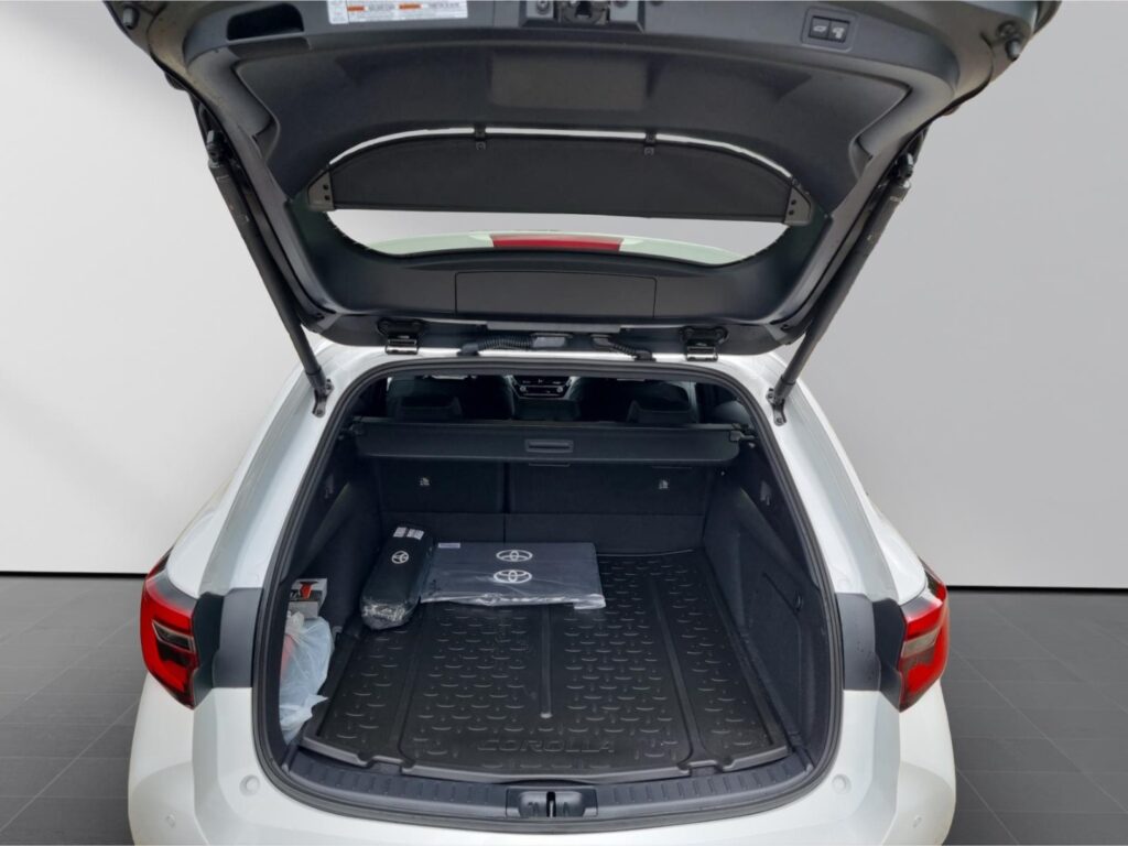 Toyota Corolla Exposé-Bild 7