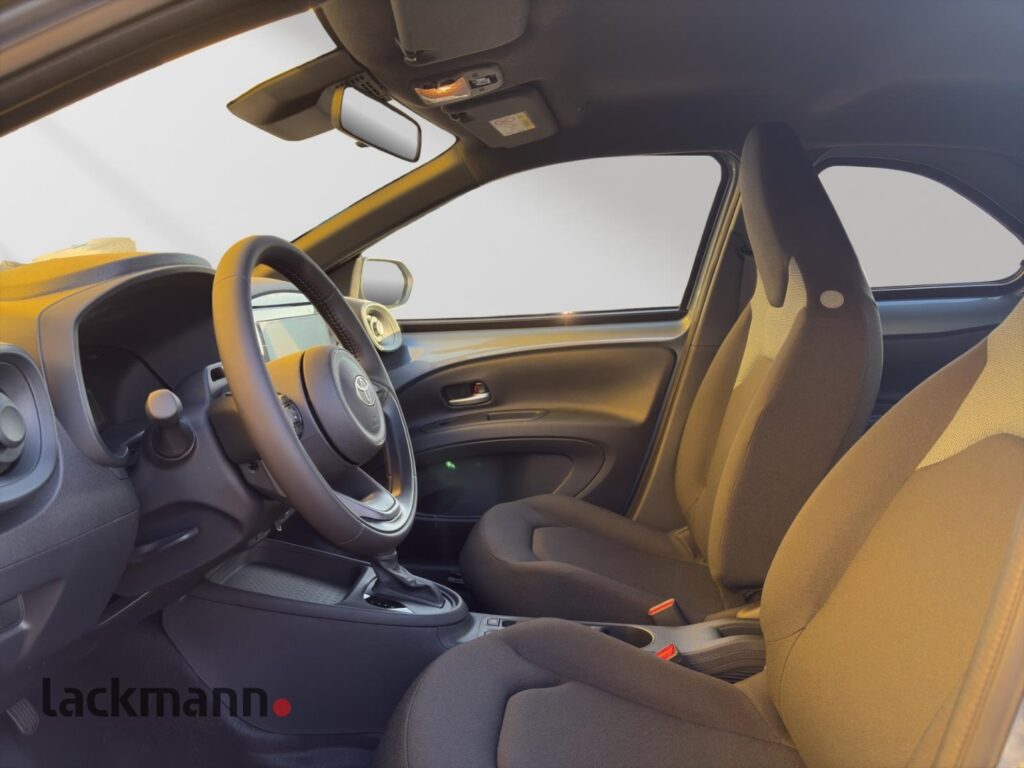 Toyota Aygo X Exposé-Bild 8