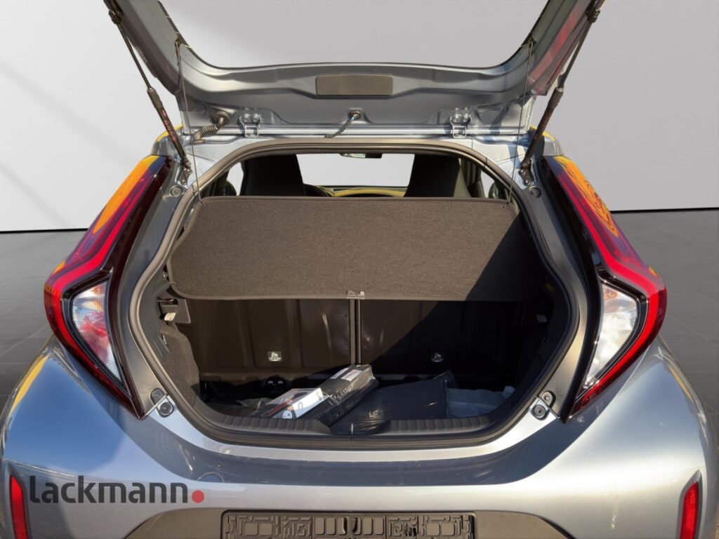 Toyota Aygo X Exposé-Bild 14