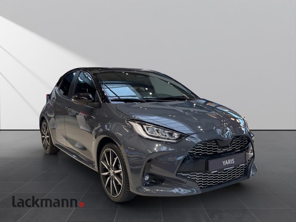 Toyota Yaris Exposé-Bild 3