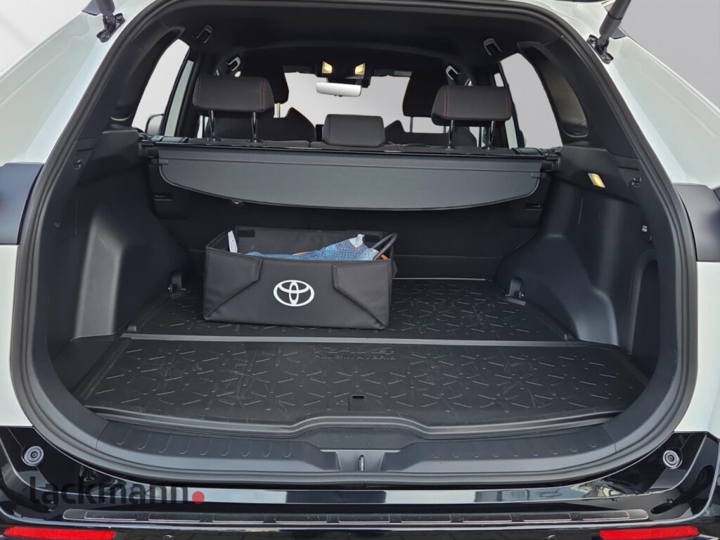 Toyota RAV 4 Exposé-Bild 7