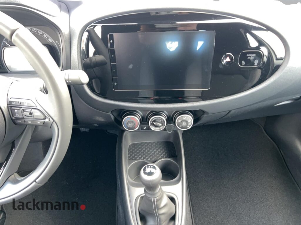 Toyota Aygo X Exposé-Bild 10