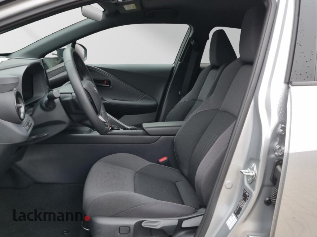 Toyota C-HR Exposé-Bild 8