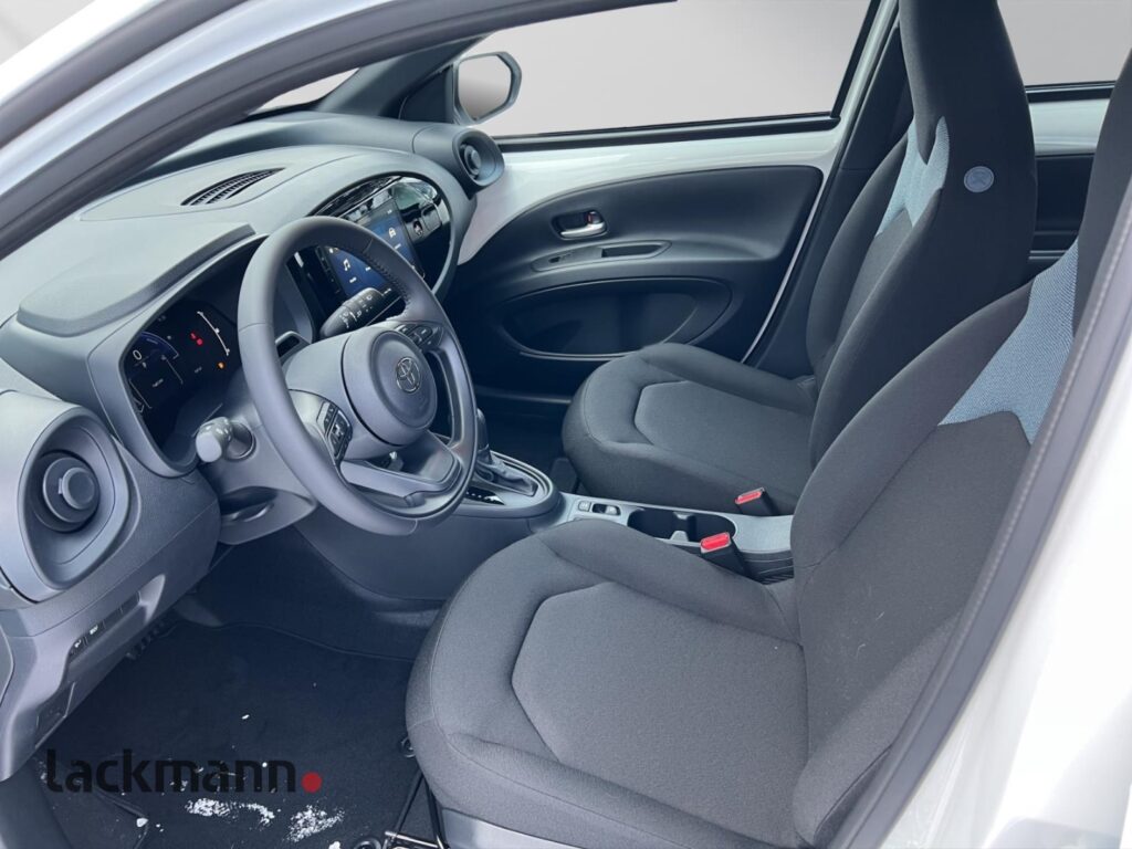 Toyota Aygo X Exposé-Bild 7