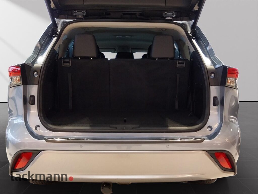 Toyota Highlander Exposé-Bild 7