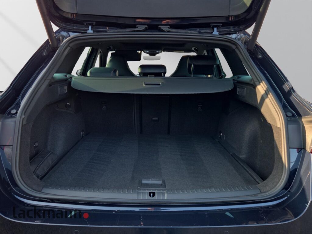 Cupra Leon Exposé-Bild 7