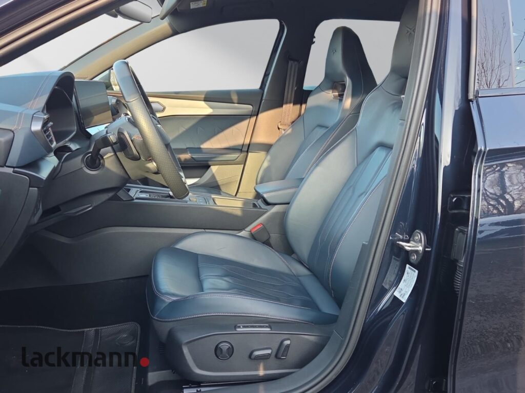 Cupra Leon Exposé-Bild 8