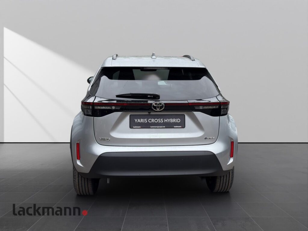 Toyota Yaris Cross Exposé-Bild 6