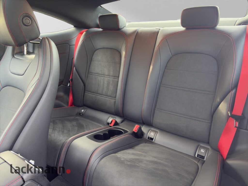 Mercedes-Benz C 43 AMG Exposé-Bild 9