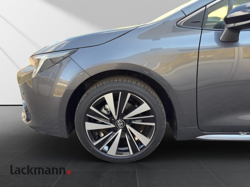 Toyota Corolla Exposé-Bild 7
