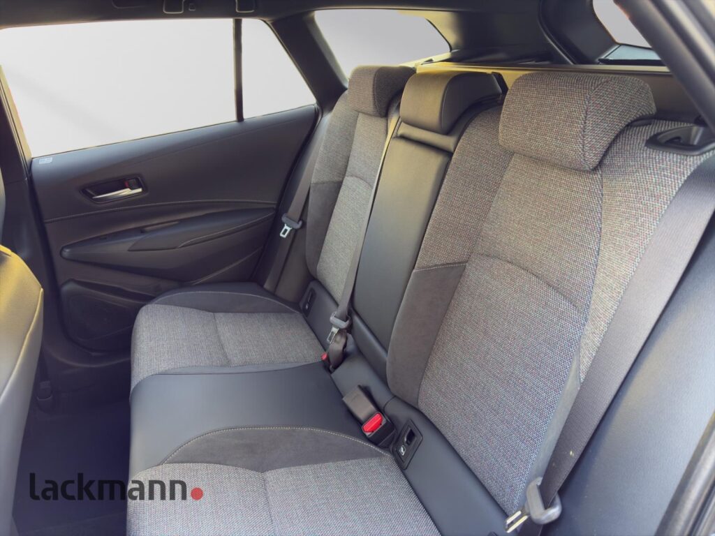 Toyota Corolla Exposé-Bild 12