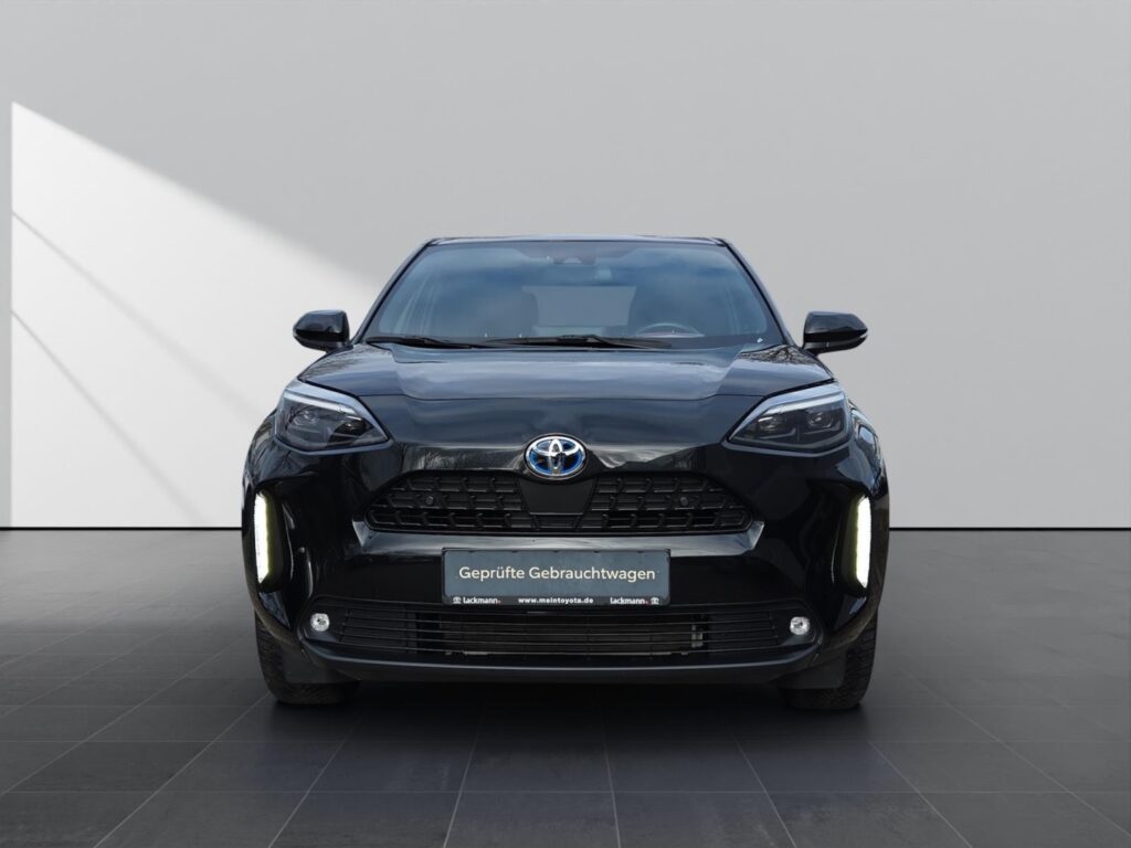 Toyota Yaris Cross Exposé-Bild 2