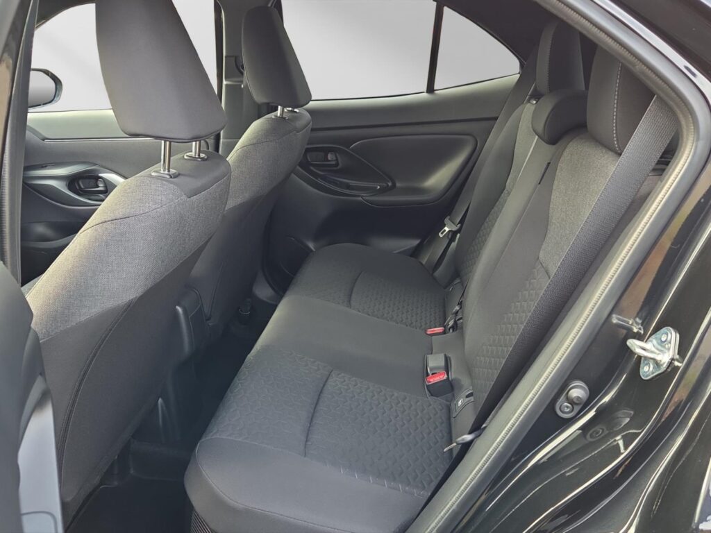 Toyota Yaris Cross Exposé-Bild 9