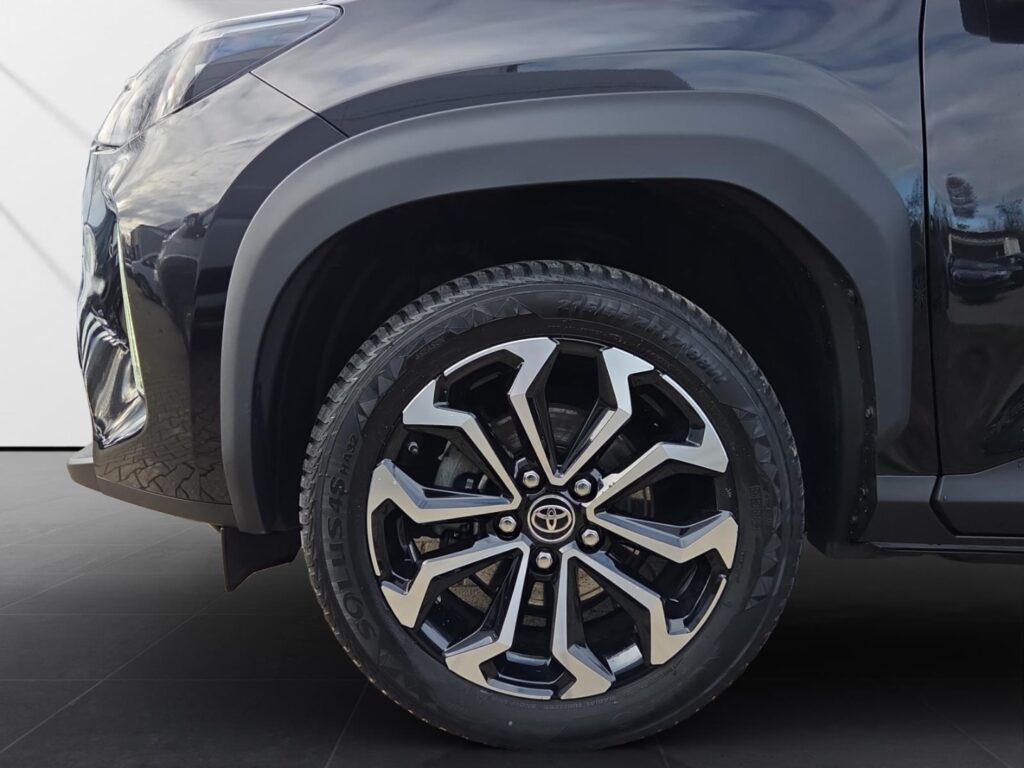 Toyota Yaris Cross Exposé-Bild 11