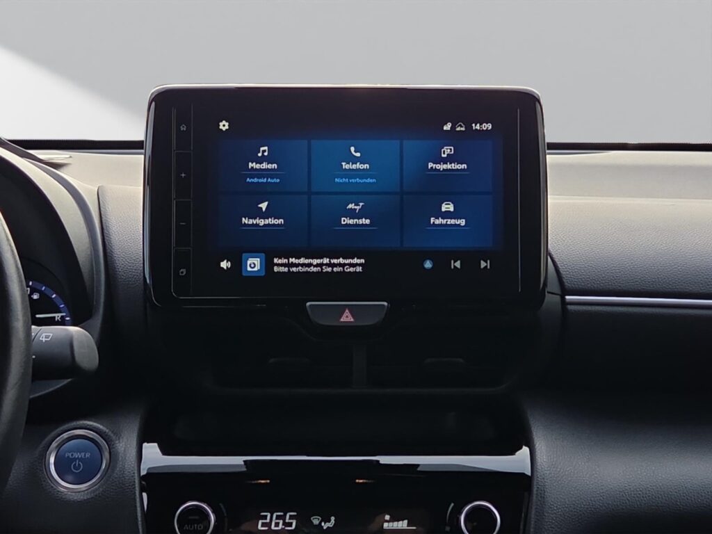 Toyota Yaris Cross Exposé-Bild 13