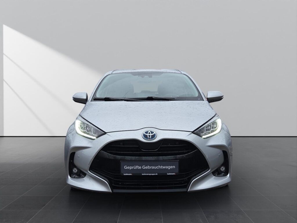 Toyota Yaris Exposé-Bild 2