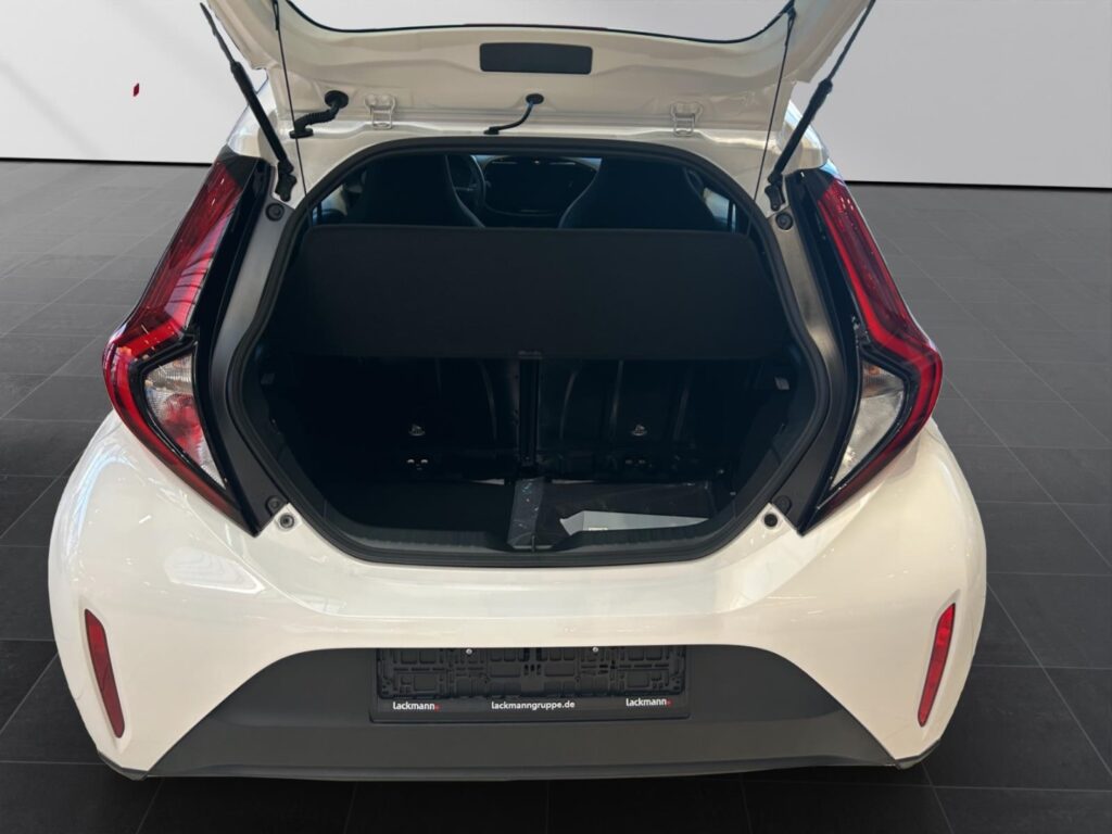 Toyota Aygo X Exposé-Bild 7