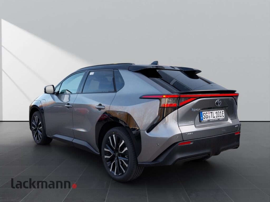 Toyota bz4X Exposé-Bild 5