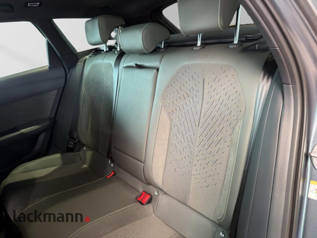 Cupra Leon Exposé-Bild 9