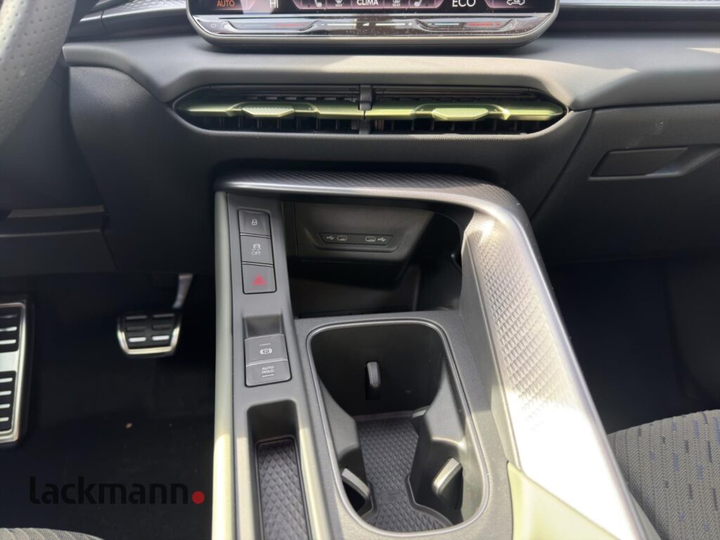 Cupra Terramar Exposé-Bild 12