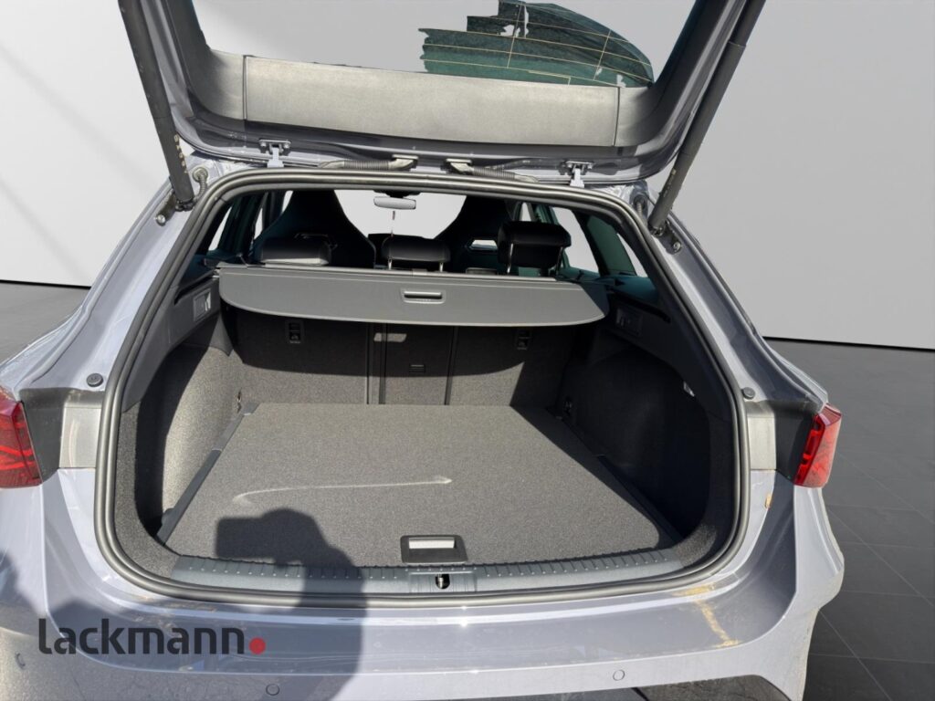 Cupra Leon Exposé-Bild 7