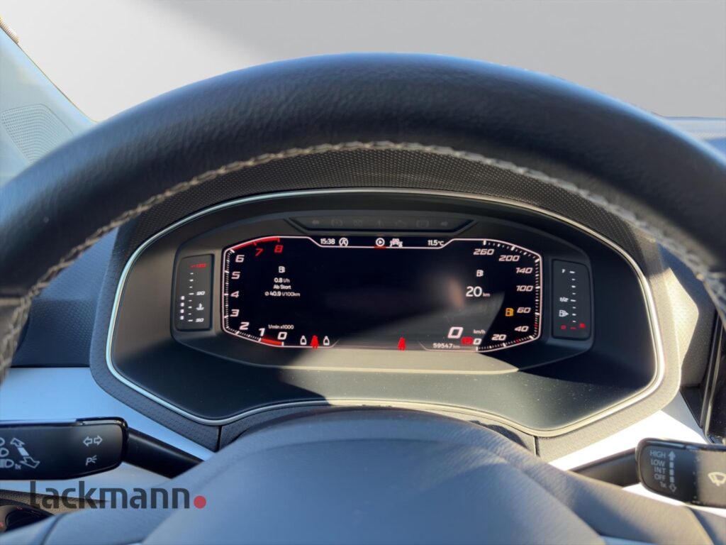 Seat Ibiza Exposé-Bild 14