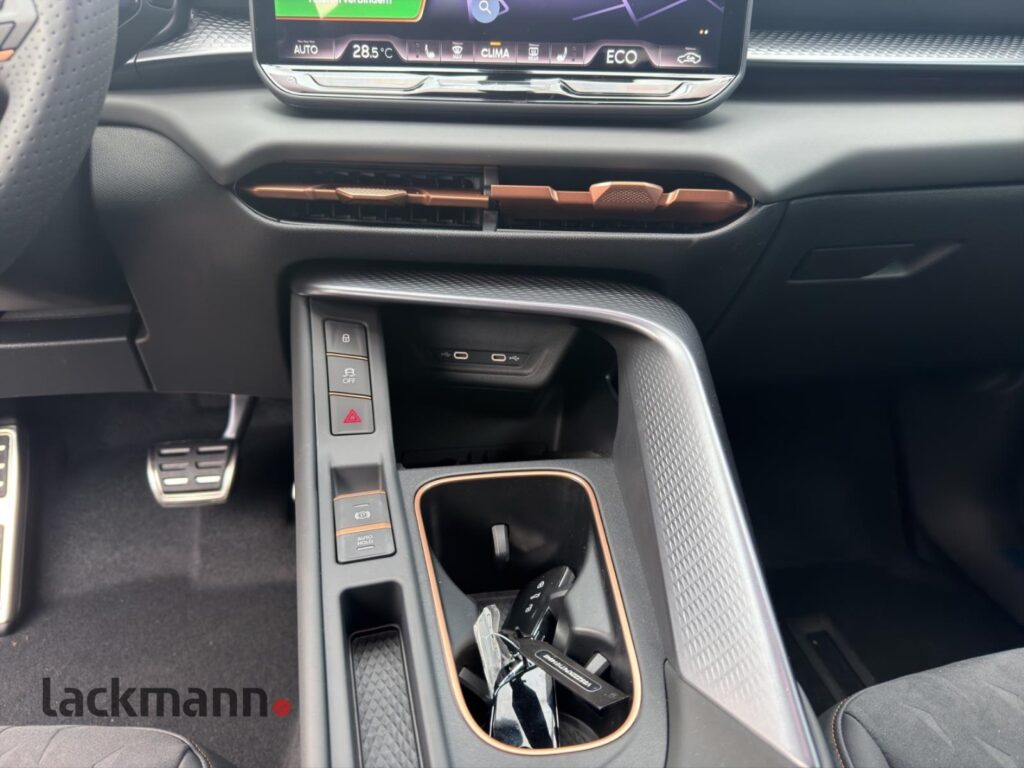 Cupra Terramar Exposé-Bild 12