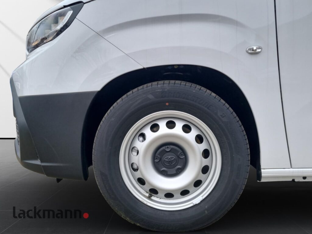 Toyota Proace City Exposé-Bild 11